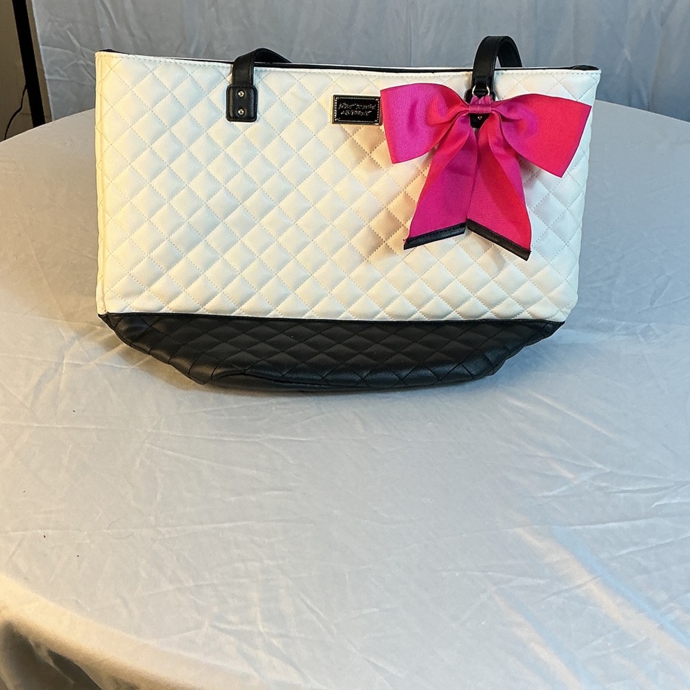 Betsey Johnson Quilted Bow Tote Bag Black White Pink Large Shoulder Bag